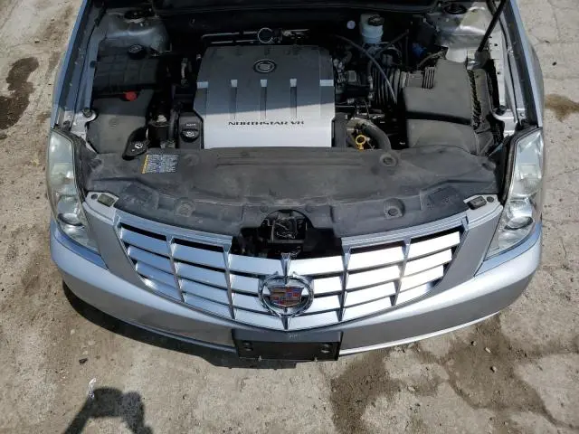 2010 CADILLAC DTS   