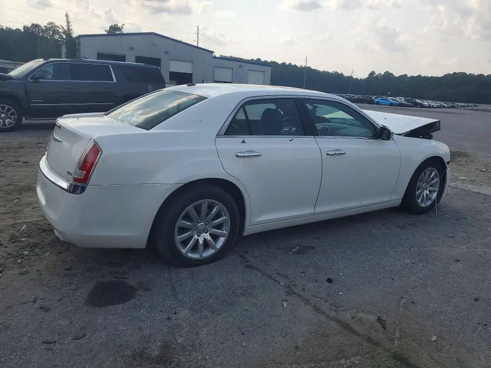 2012 CHRYSLER 300 LIMITED  