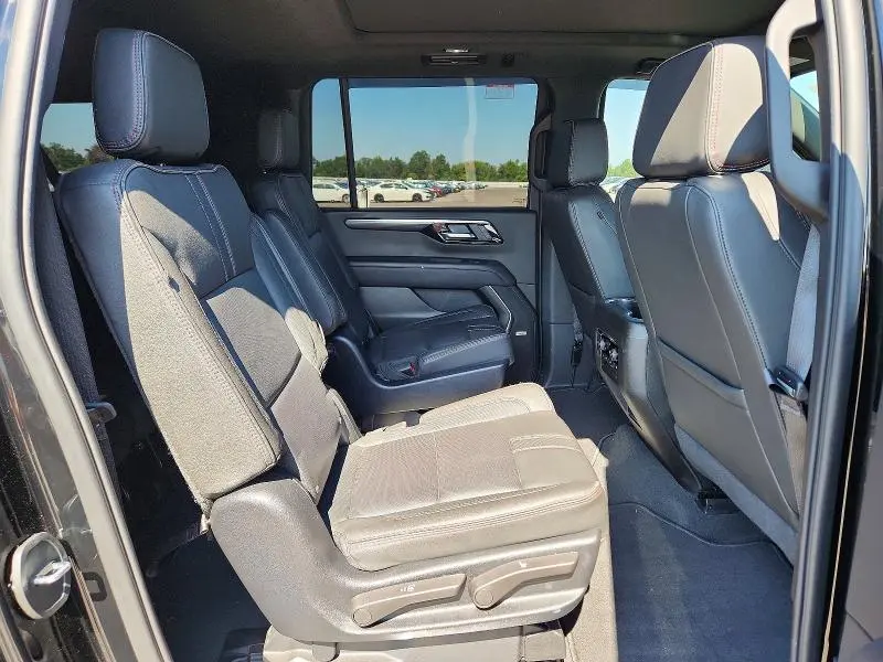 2025 CHEVROLET SUBURBAN K1500 RST  