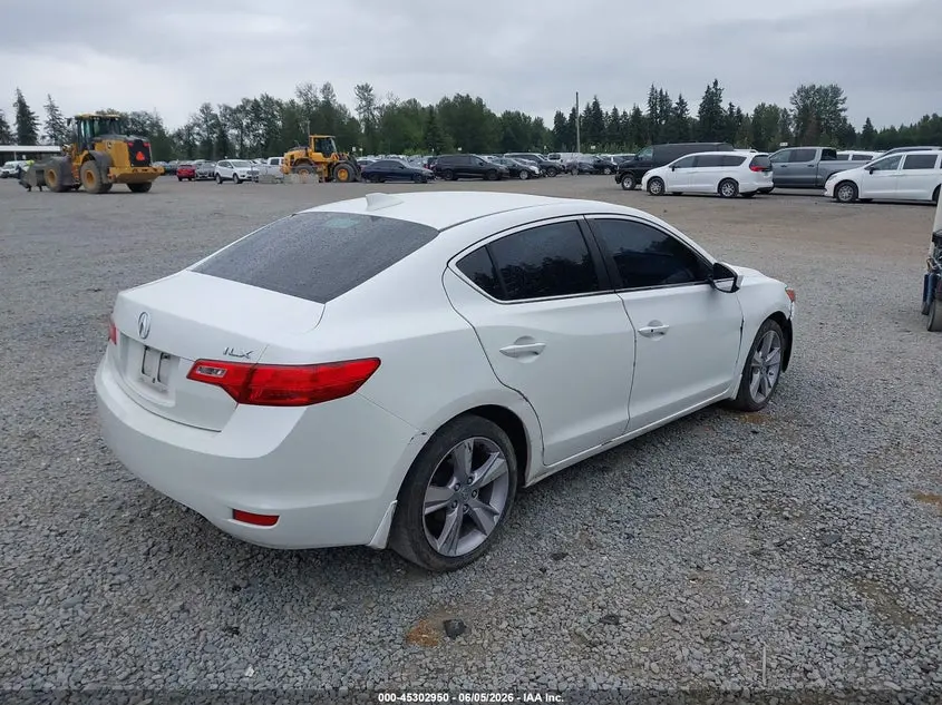 2013 ACURA ILX 2.4L
