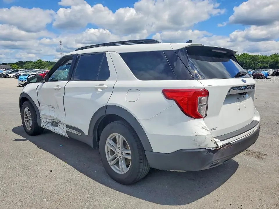 2021 FORD EXPLORER XLT  