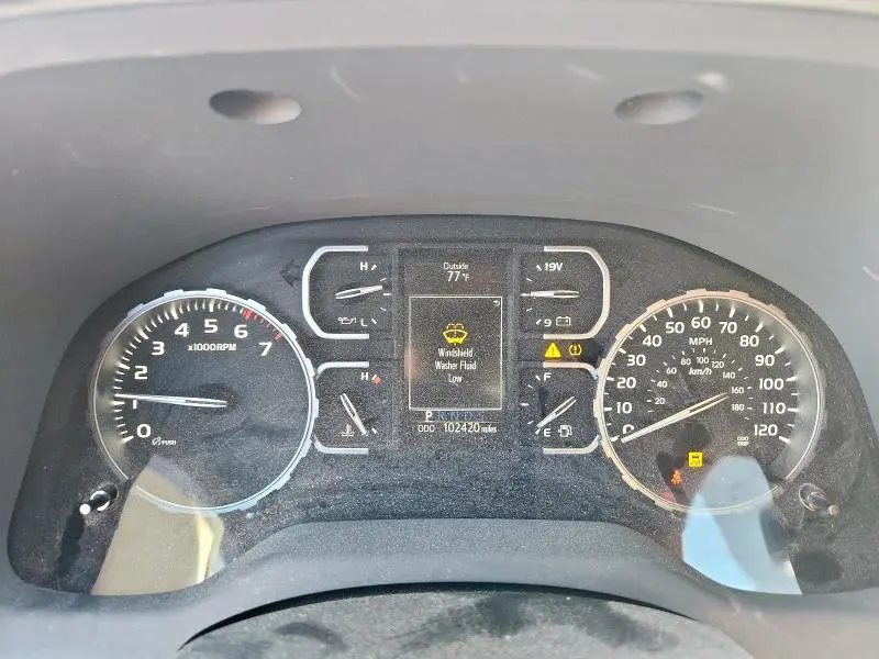 2018 TOYOTA TUNDRA CREWMAX SR5  