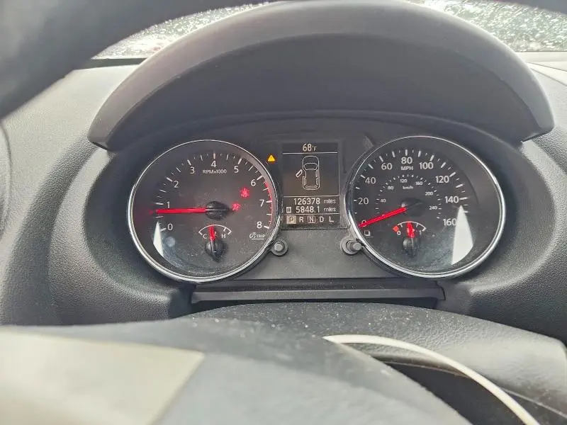 2011 NISSAN ROGUE S  