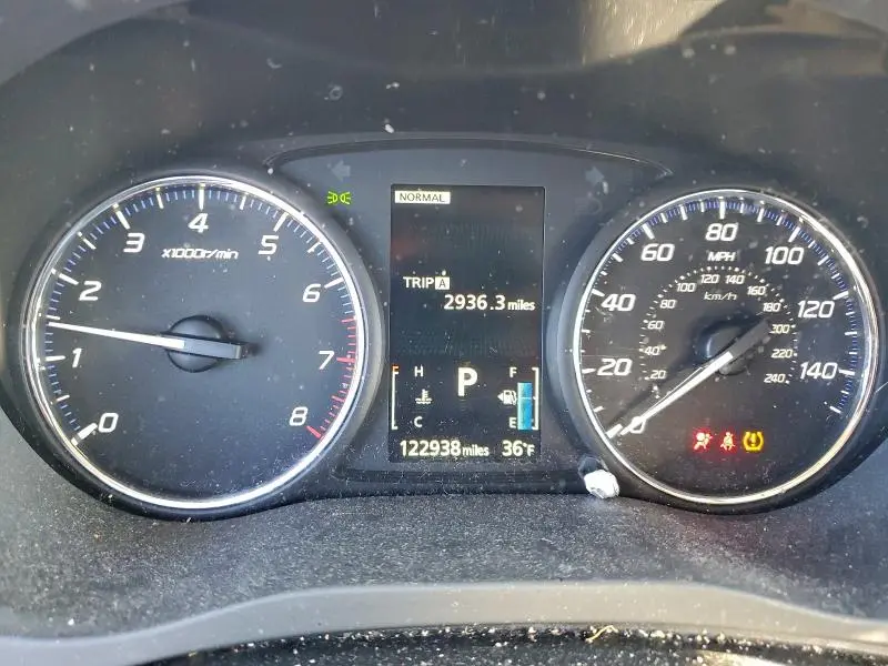 2015 MITSUBISHI OUTLANDER SE  