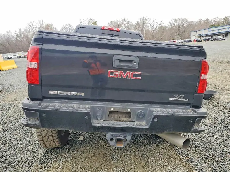 2019 GMC SIERRA K2500 DENALI  
