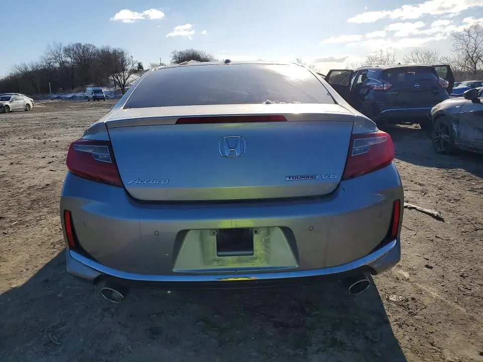 2017 HONDA ACCORD TOURING  
