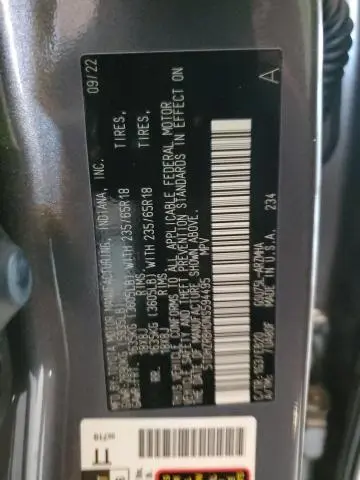 2022 TOYOTA HIGHLANDER XLE  