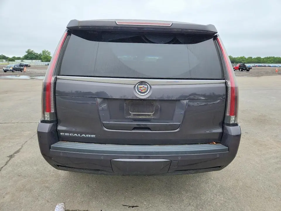 2015 CADILLAC ESCALADE LUXURY  