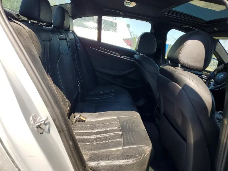 2017 BMW 530 XI  