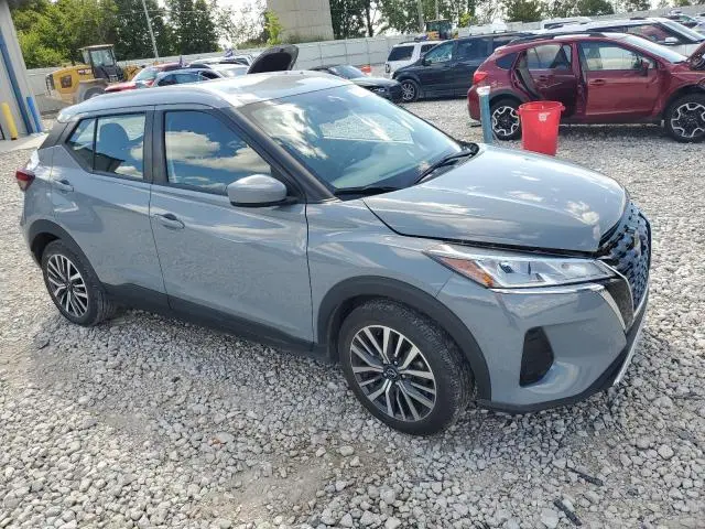 2022 NISSAN KICKS SV  