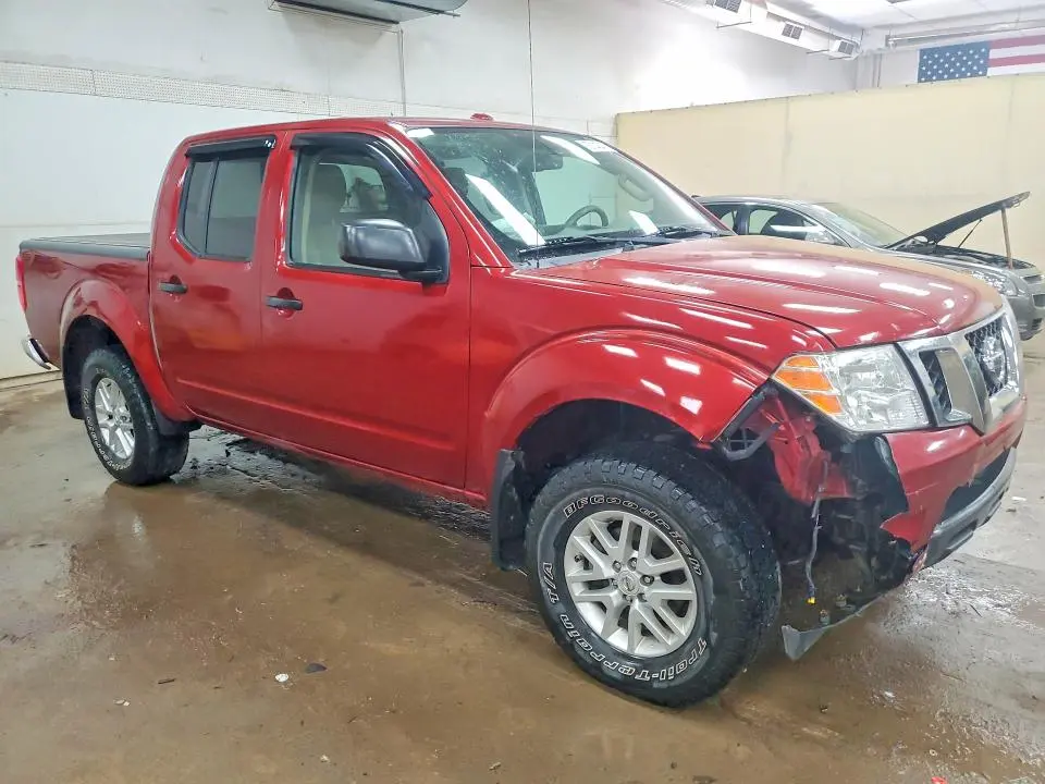 2014 NISSAN FRONTIER S  