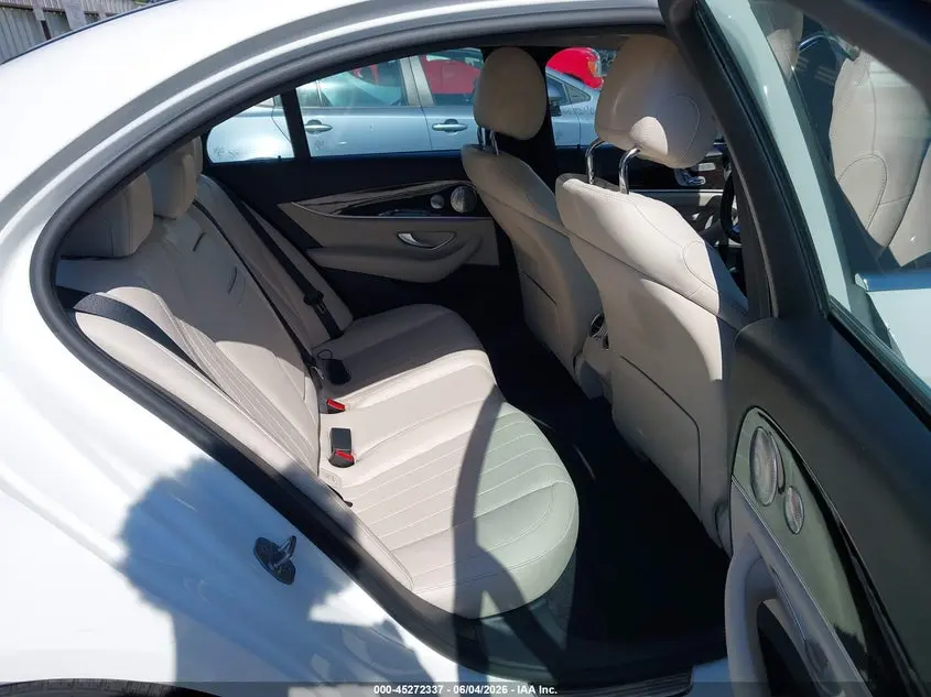 2017 MERCEDES-BENZ E 300  