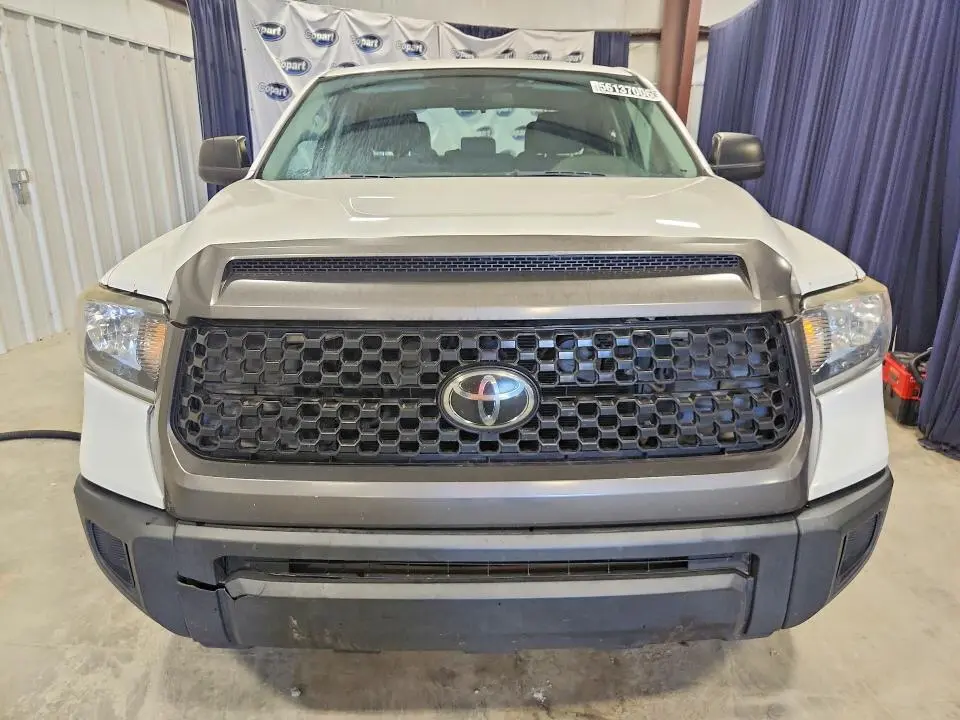 2018 TOYOTA TUNDRA SR  