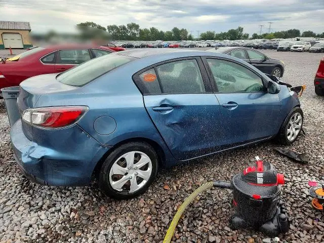 2011 MAZDA 3 I  