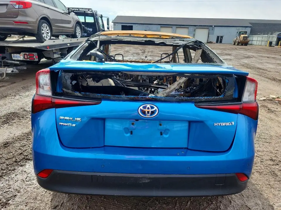 2019 TOYOTA PRIUS LE AWD-E  