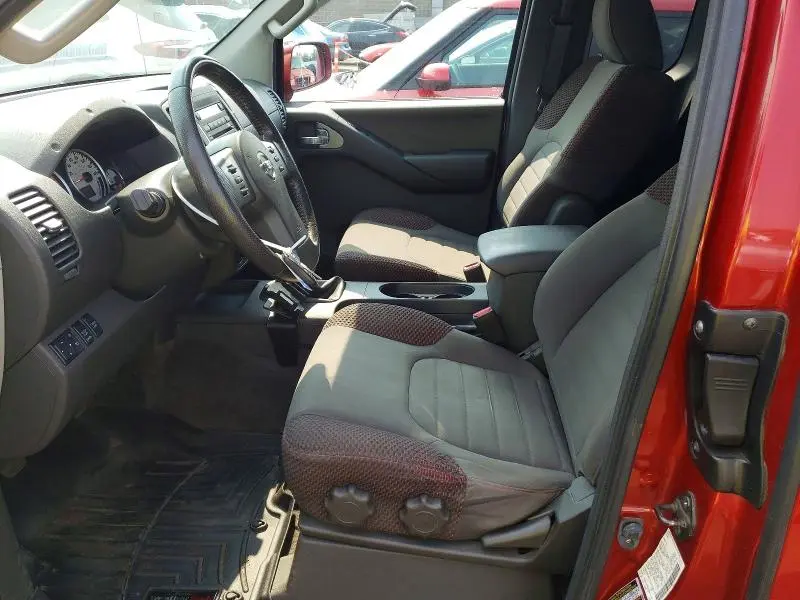 2012 NISSAN FRONTIER SV V6  