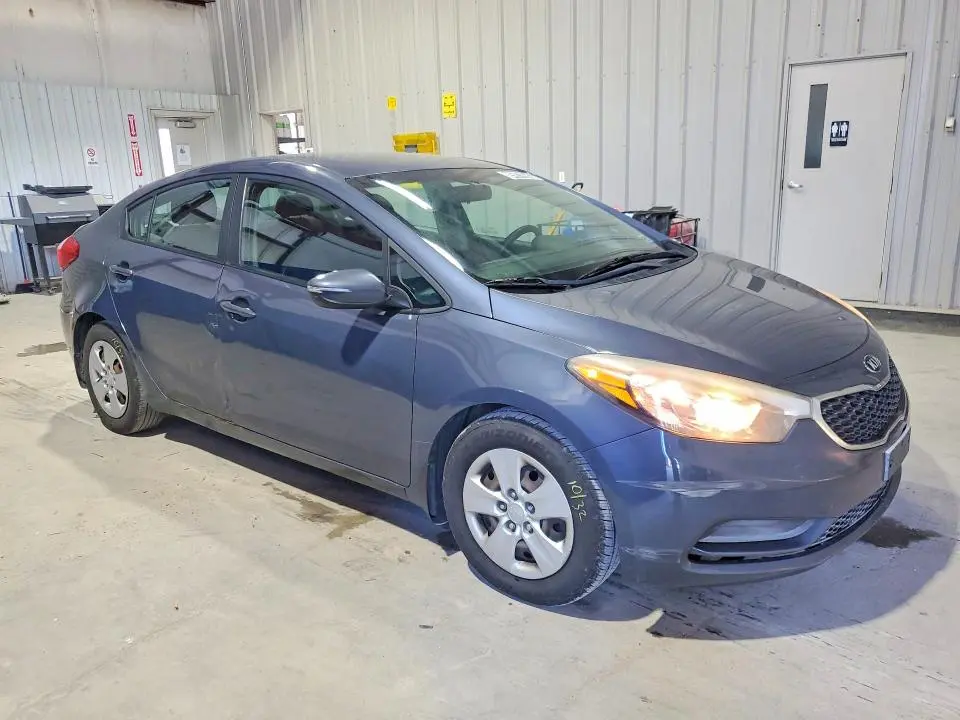 2015 KIA FORTE LX  