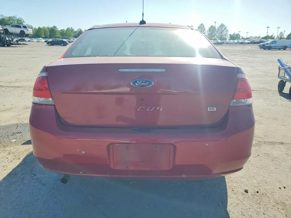 2010 FORD FOCUS SE  
