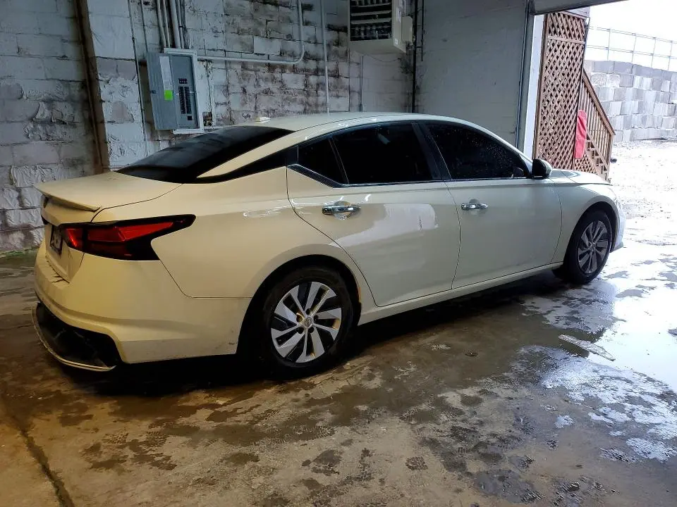 2020 NISSAN ALTIMA S  
