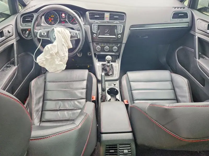 2015 VOLKSWAGEN GTI   