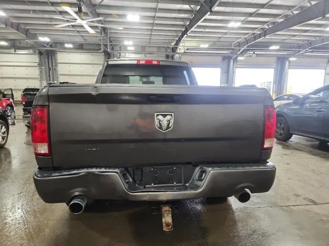 2014 RAM 1500 ST