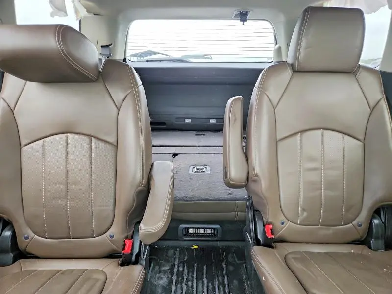 2016 GMC ACADIA SLT-2  