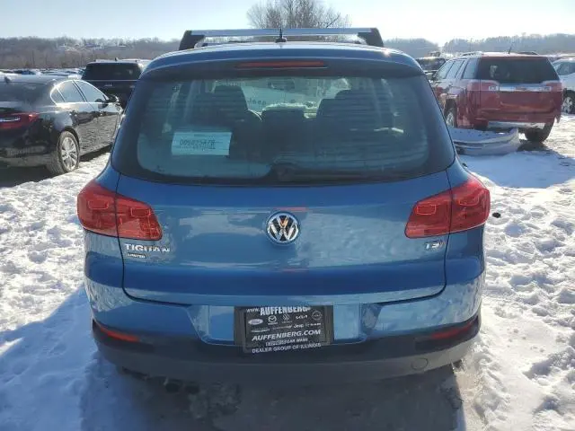 2017 VOLKSWAGEN TIGUAN S  