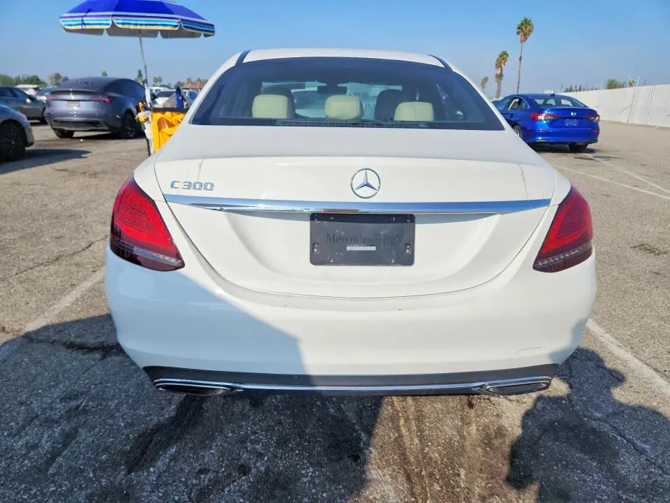 2019 MERCEDES-BENZ C 300  