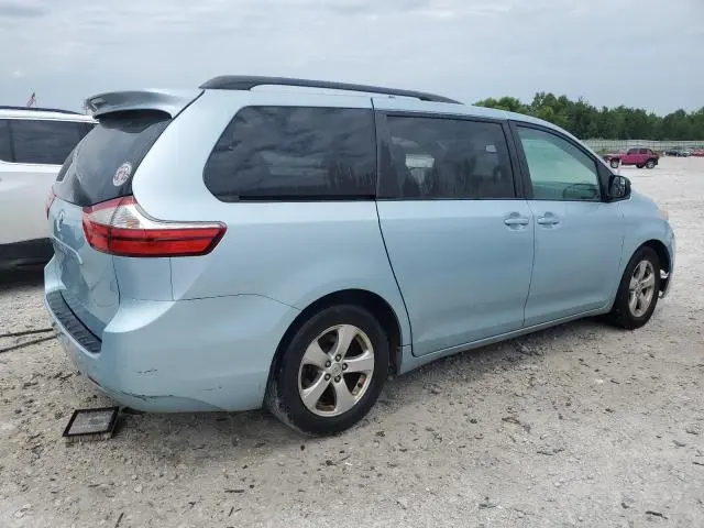 2016 TOYOTA SIENNA LE  