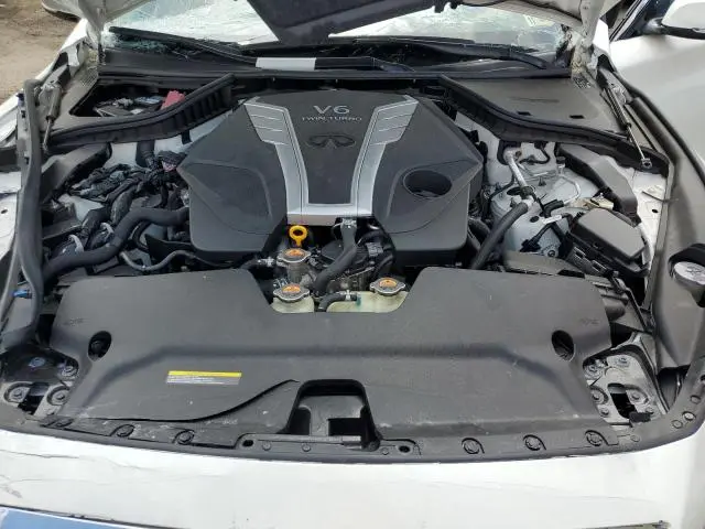 2018 INFINITI Q50 LUXE  