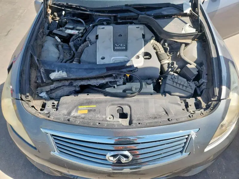 2013 INFINITI G37 BASE  