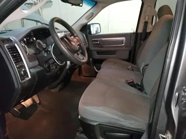2013 RAM 1500 SLT  