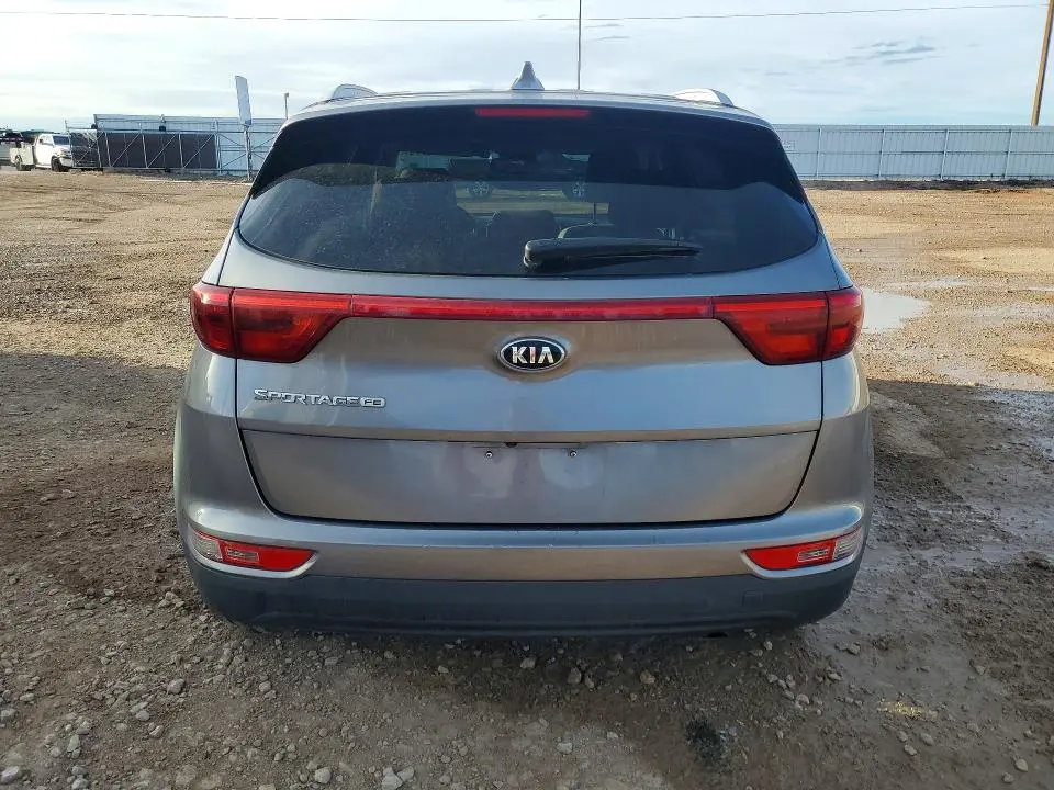 2018 KIA SPORTAGE LX  