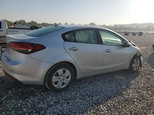2017 KIA FORTE LX  