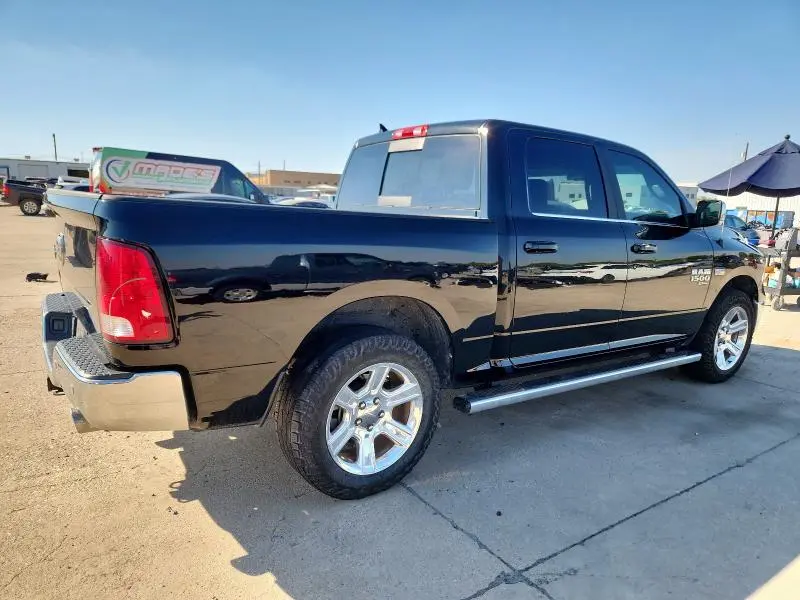 2019 RAM 1500 CLASSIC SLT  