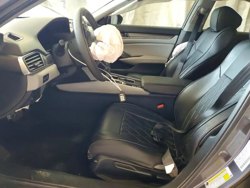 2019 HONDA ACCORD LX  