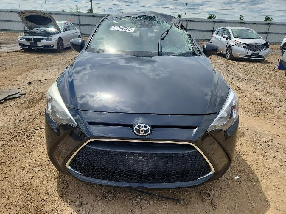 2019 TOYOTA YARIS L  