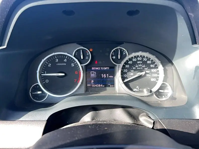 2015 TOYOTA TUNDRA CREWMAX SR5  