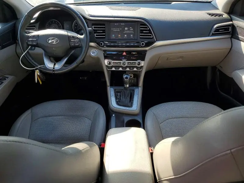 2019 HYUNDAI ELANTRA SEL  