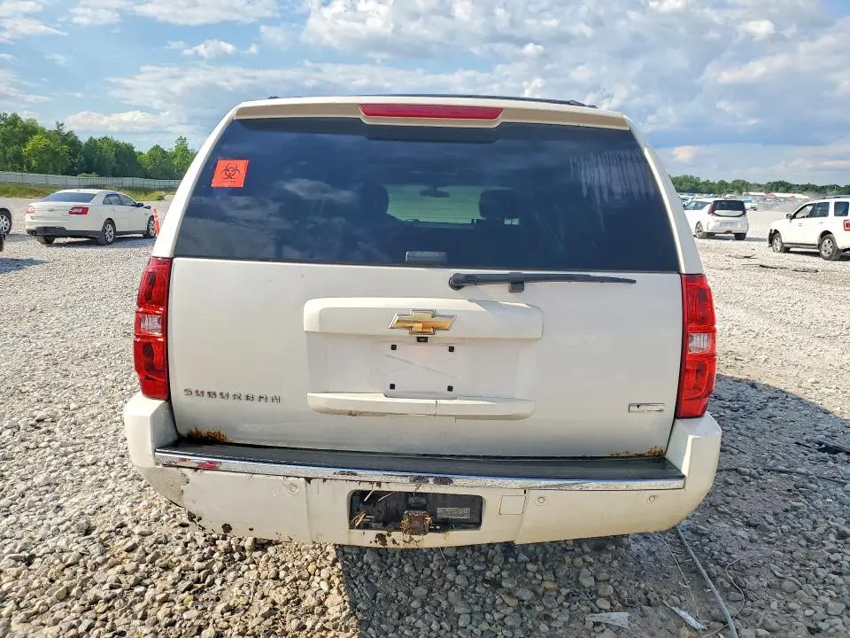 2011 CHEVROLET SUBURBAN K1500 LTZ  
