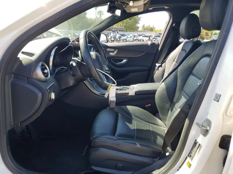 2019 MERCEDES-BENZ C 300  