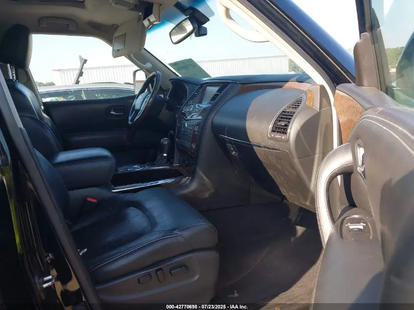 2017 INFINITI QX80  