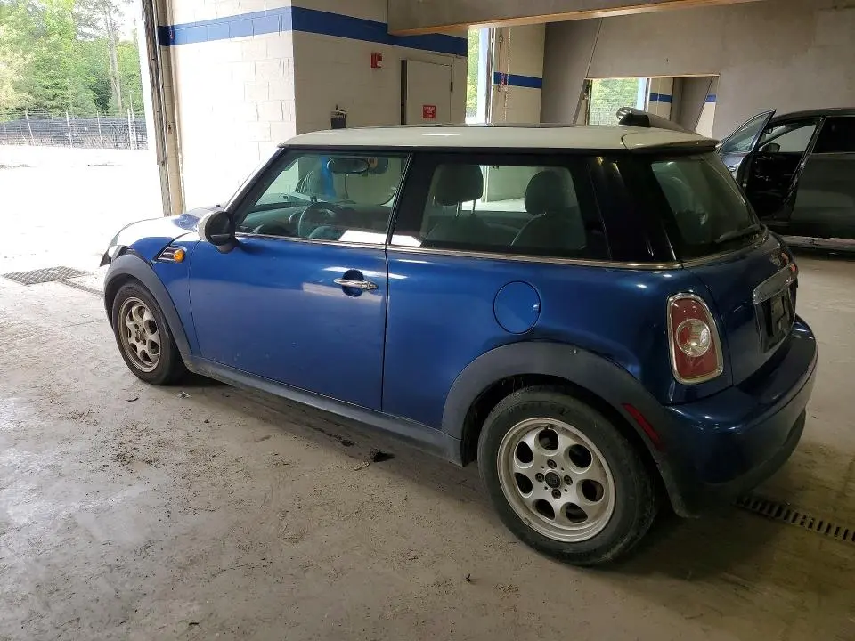 2012 MINI COOPER   