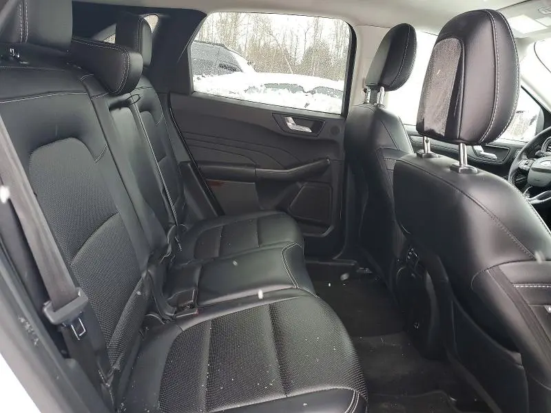 2021 FORD ESCAPE TITANIUM  