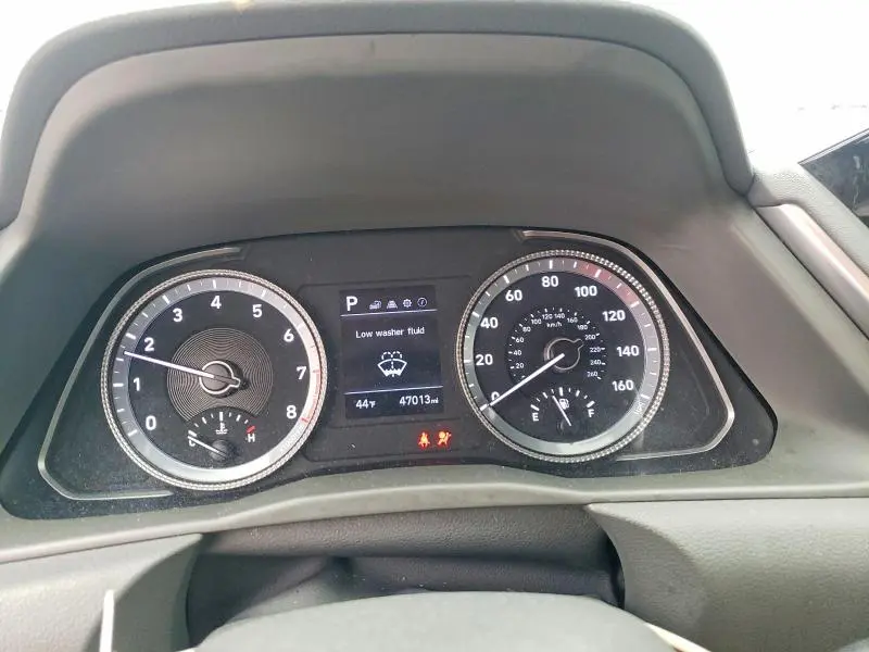 2023 HYUNDAI SONATA SE  