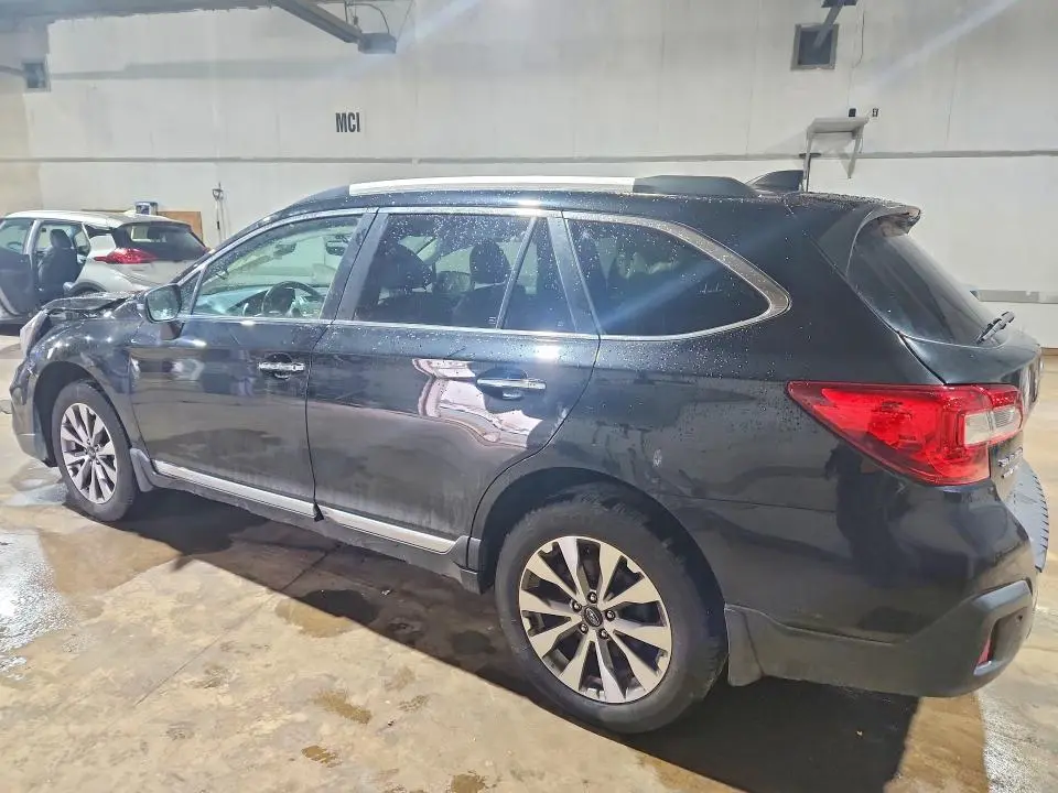 2018 SUBARU OUTBACK TOURING  