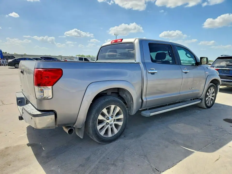 2011 TOYOTA TUNDRA CREWMAX LIMITED  