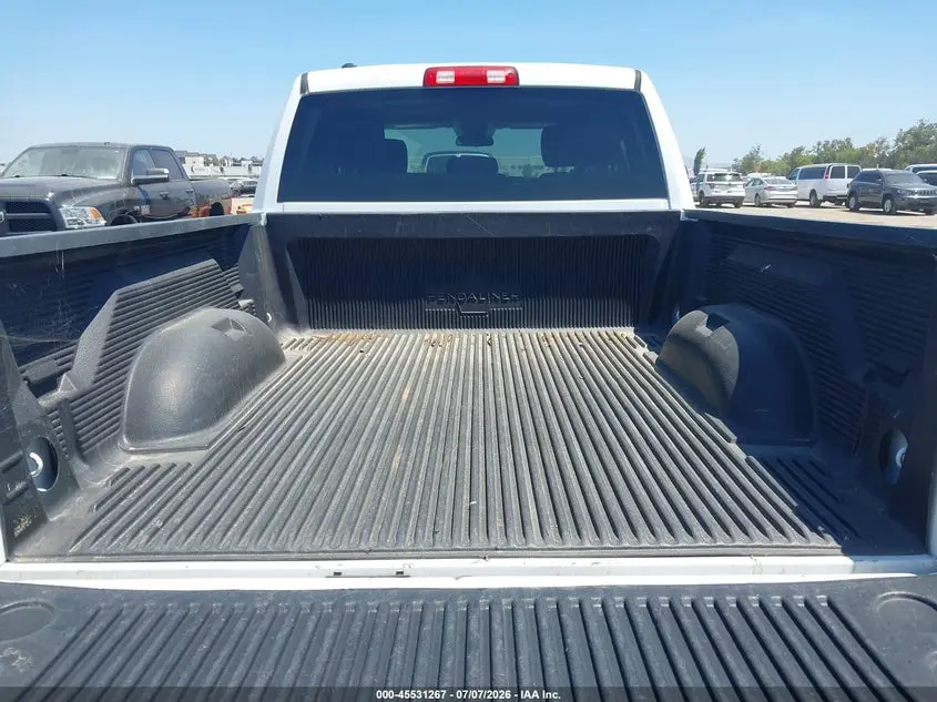 2018 RAM 1500 TRADESMAN  4X4 6'4 BOX