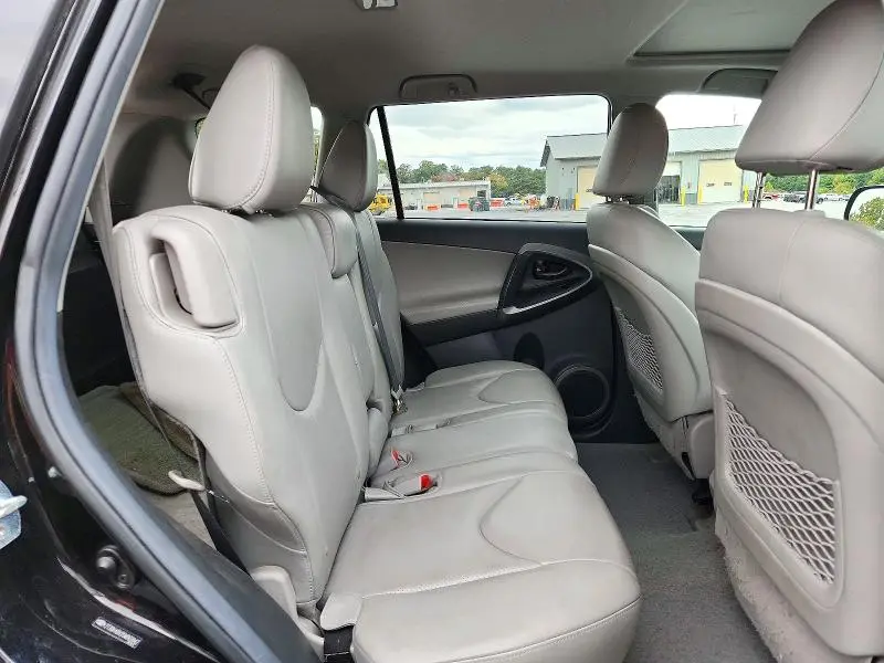 2012 TOYOTA RAV4 LIMITED  