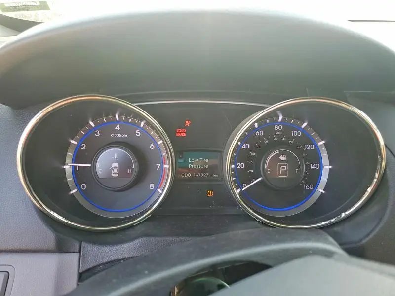 2012 HYUNDAI SONATA GLS  